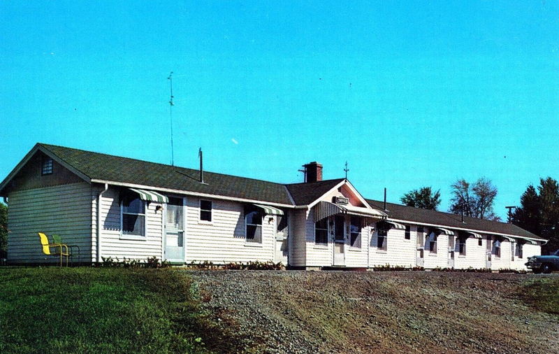 Sunset Acres Motel - Vintage Postcard (newer photo)